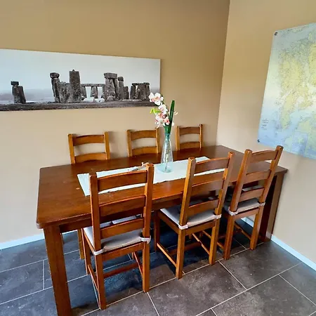 8 Person In Urangsvag * Ervik (Urangsvag)