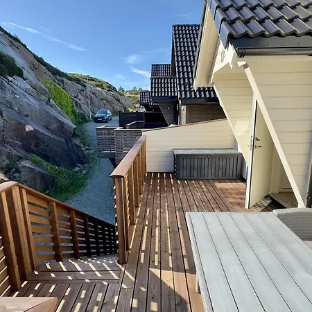 Feriehus 8 Person In Urangsvag *