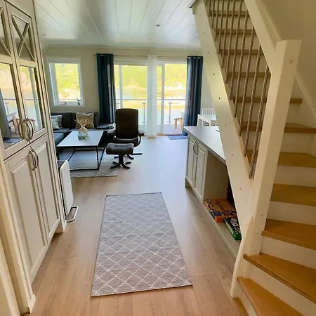 8 Person In Urangsvag Feriehus Ervik (Urangsvag)