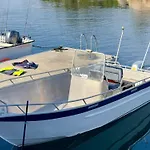 8 Person In Urangsvag * Ervik (Urangsvag)