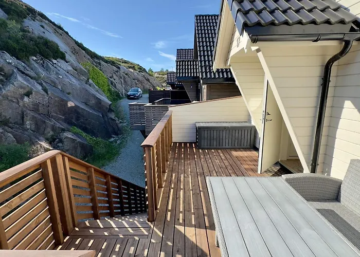 Semesterbostad 8 Person In Urangsvag *