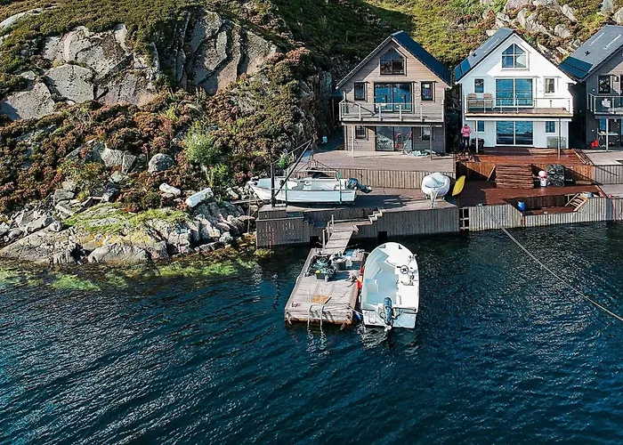 8 Person In Urangsvag Semesterbostad Ervik (Urangsvag)